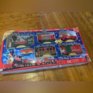 North Pole Express Christmas Train Set in Original Box Vintage 2009
